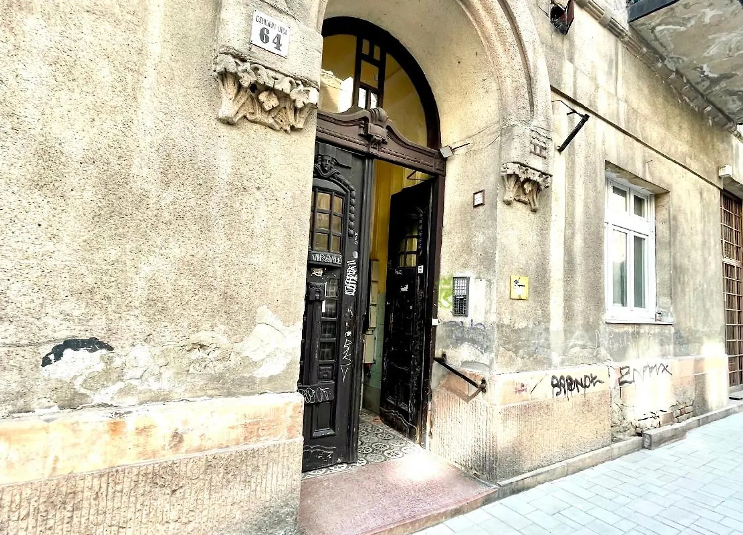 Teresian Apartment Near The Andrassy Street Free Air Conditioner Free Coffee Budapest 0*,  Ungern