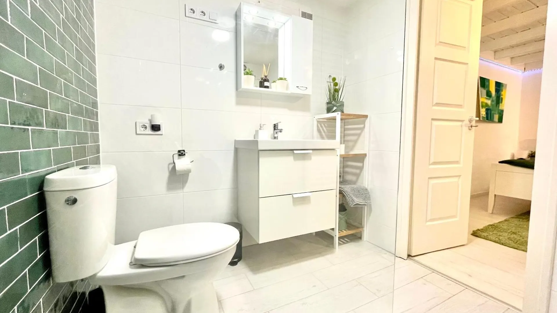 Teresian Apartment Near The Andrassy Street Free Air Conditioner Free Coffee Budapesta