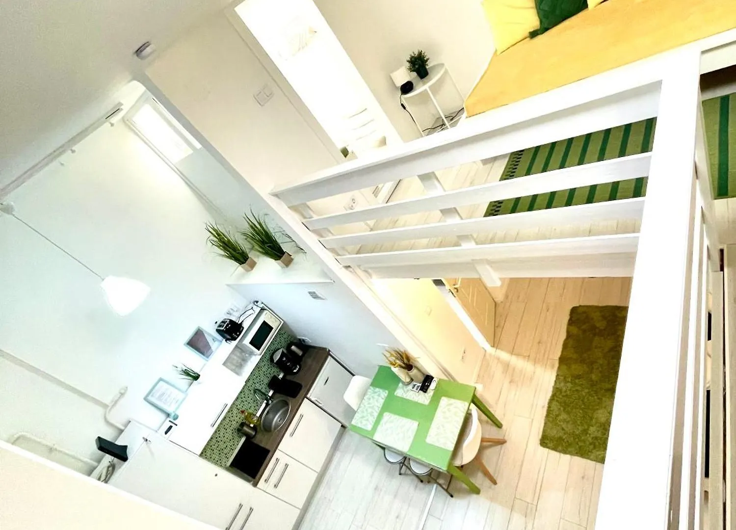 Teresian Apartment Near The Andrassy Street Free Air Conditioner Free Coffee Budapesta
