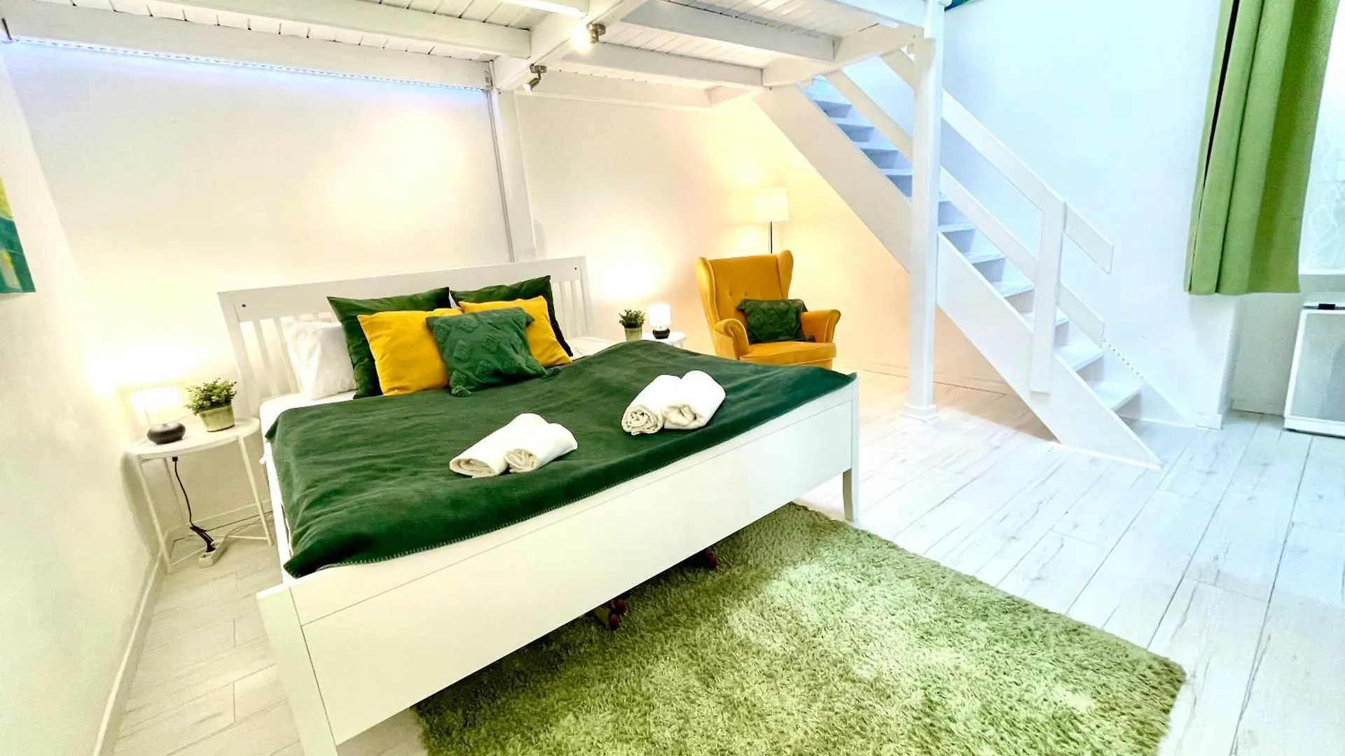 Teresian Apartment Near The Andrassy Street Free Air Conditioner Free Coffee Budapesta Ungaria