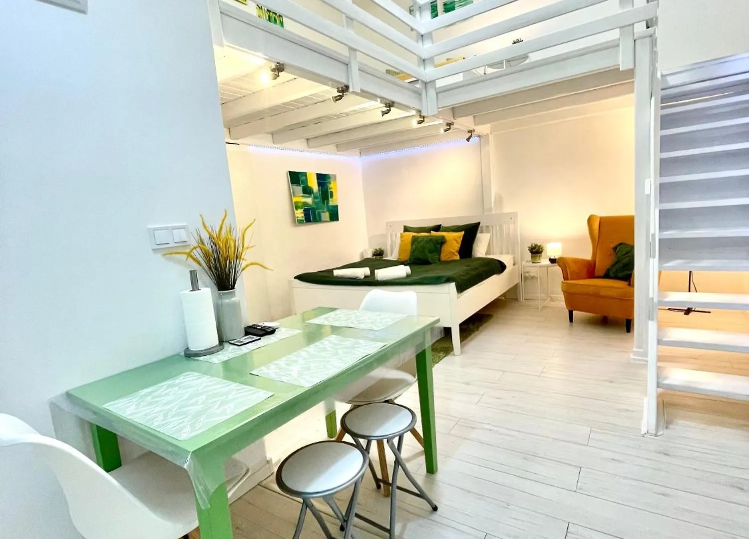 Teresian Apartment Near The Andrassy Street Free Air Conditioner Free Coffee Budapesta